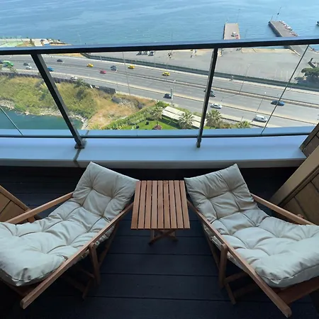 Excellent Next To The Fisekhane Apartment *